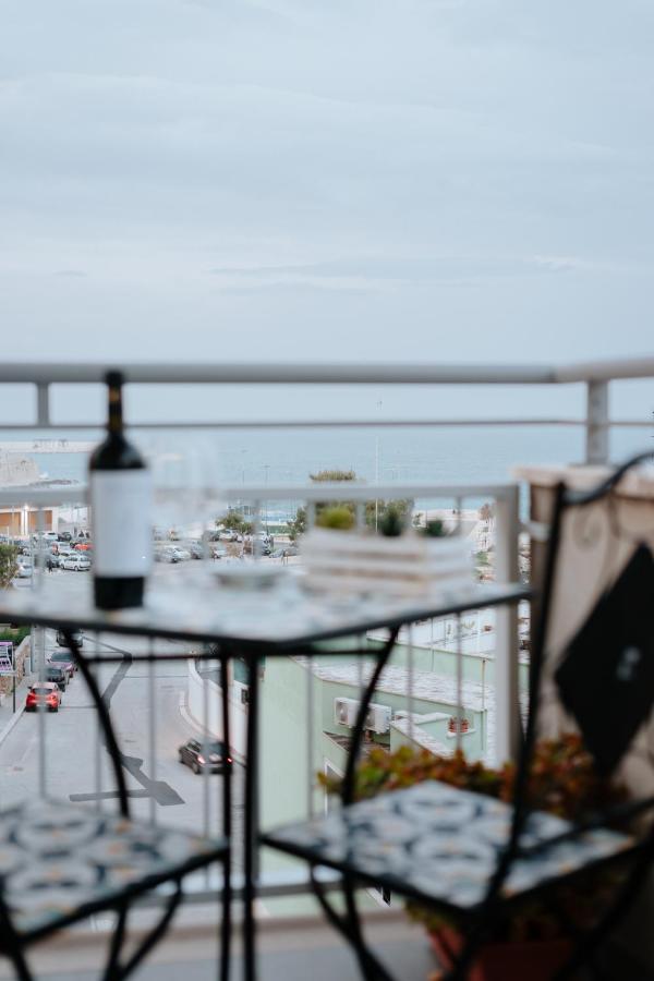 Donna Apollonia Home Holiday Монополи Экстерьер фото