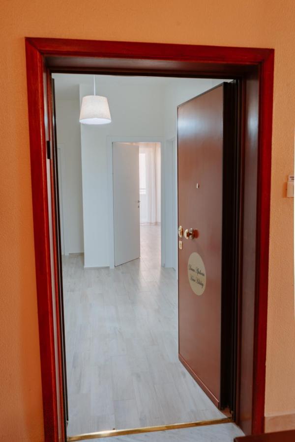 Donna Apollonia Home Holiday Монополи Экстерьер фото