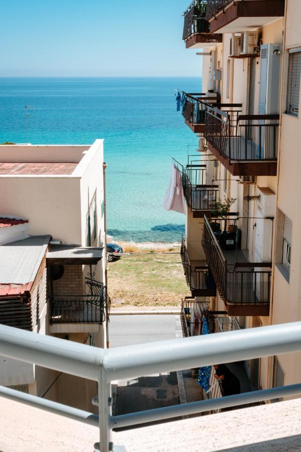 Donna Apollonia Home Holiday Монополи Экстерьер фото