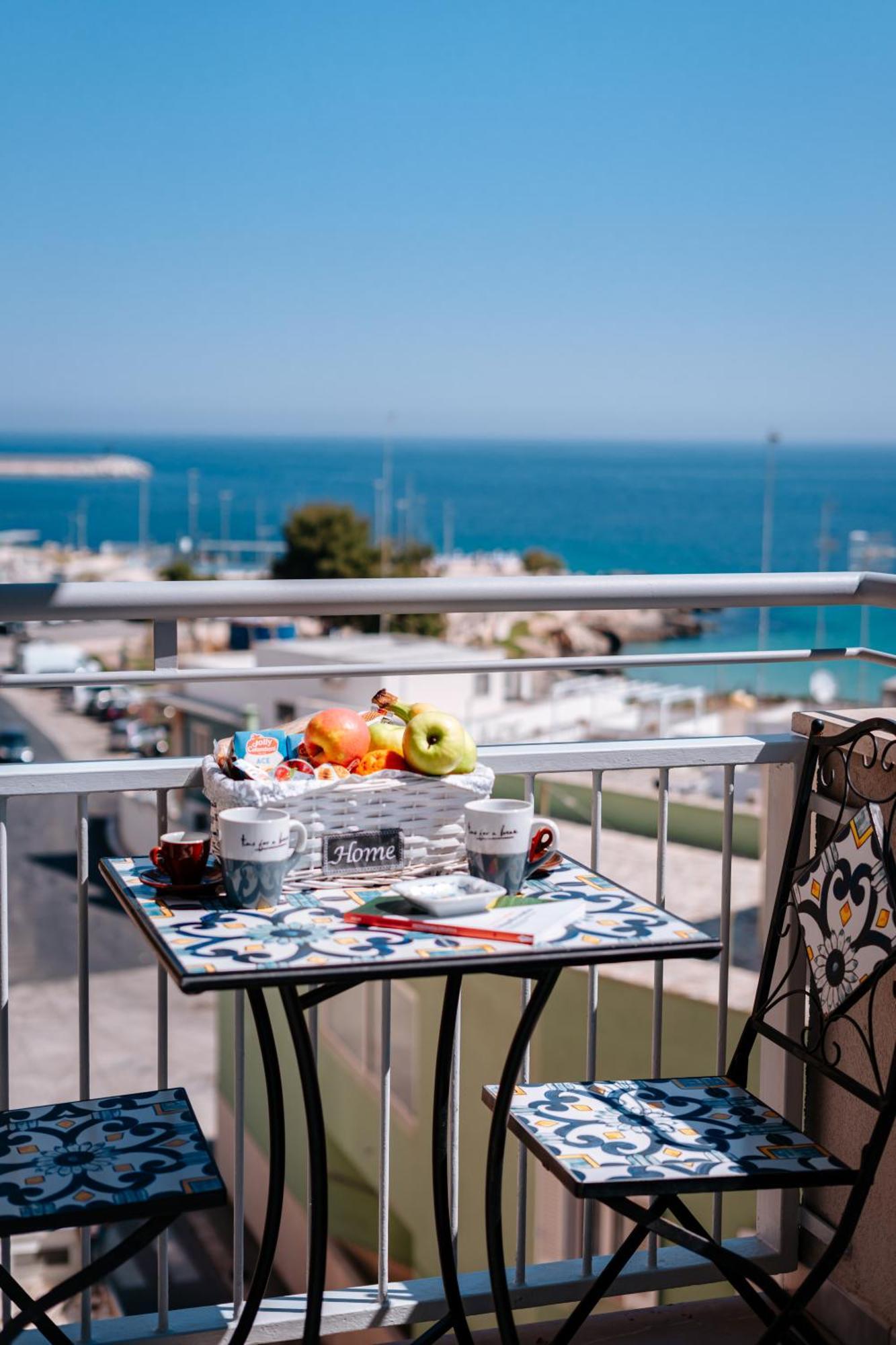 Donna Apollonia Home Holiday Монополи Экстерьер фото