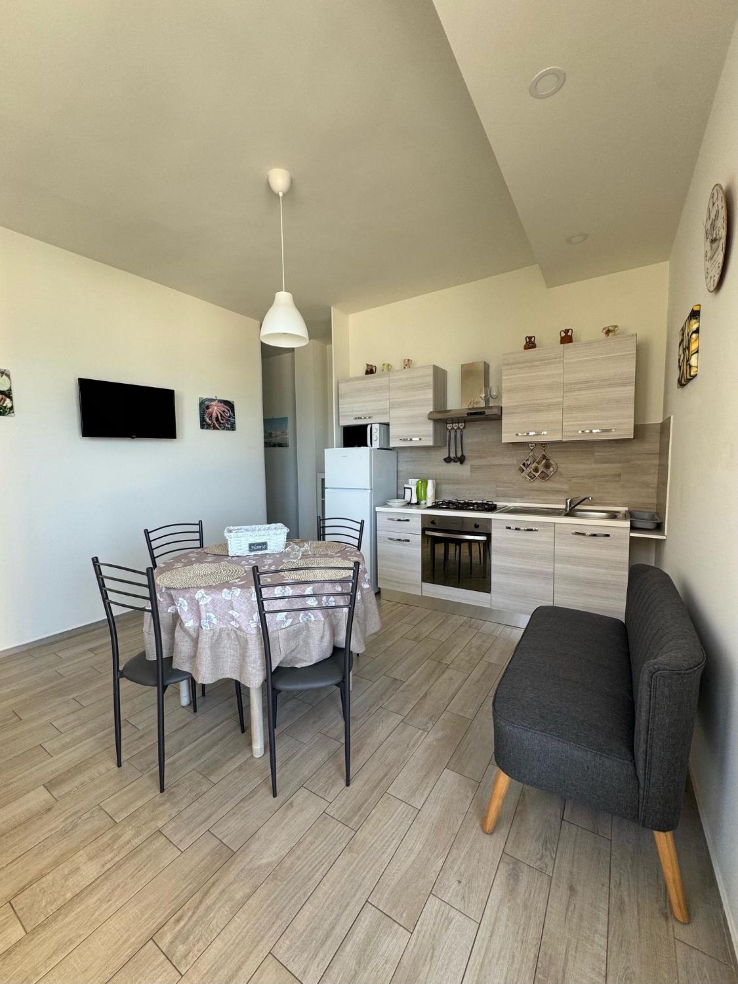 Donna Apollonia Home Holiday Монополи Экстерьер фото